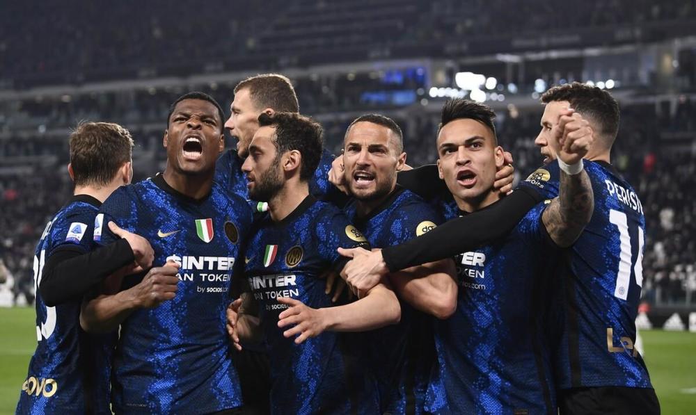  那不勒斯连胜终结尤文统治  