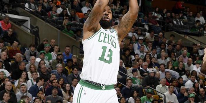  塔图姆绝杀三分创纪录，凯尔特人终结雄鹿七连胜  